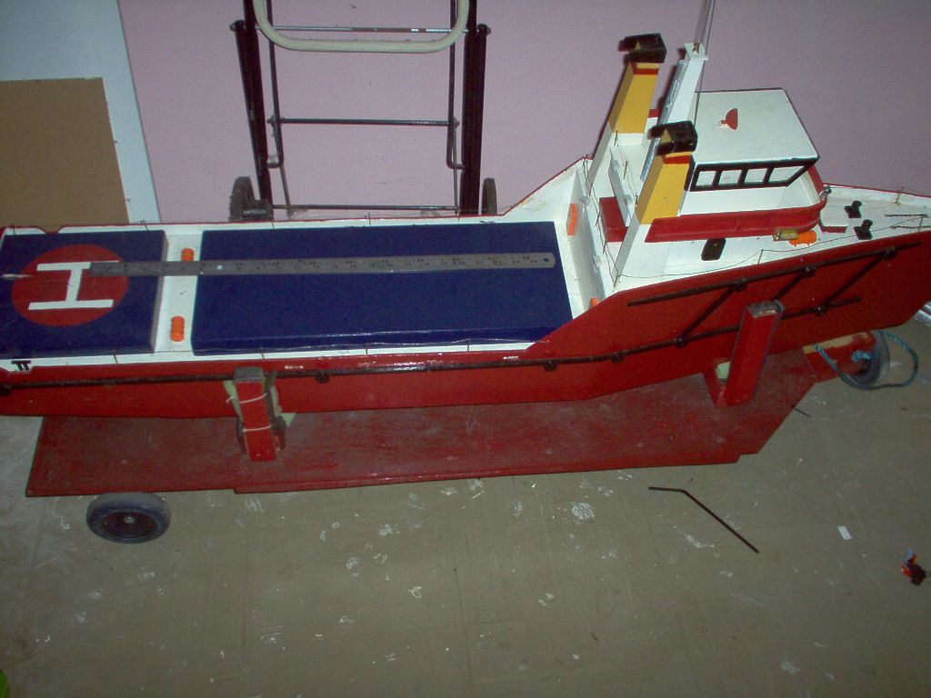 oil rig supply vessel oil rig supply vessel